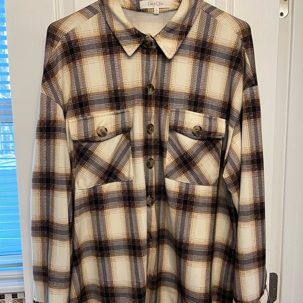 Eden & Olivia Women's Plaid Top- Brown and Cream